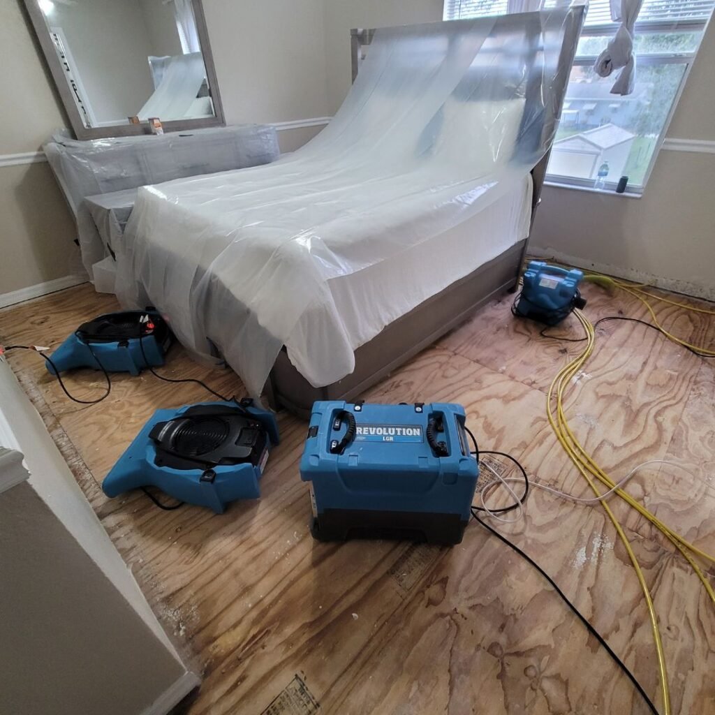 Water damage restoration in Kissimmee, FL
